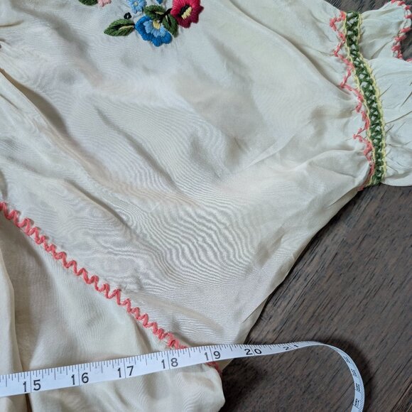 Doen Antonella Blouse - Rare Cream / Rainbow Colorway - Picture 5 of 6